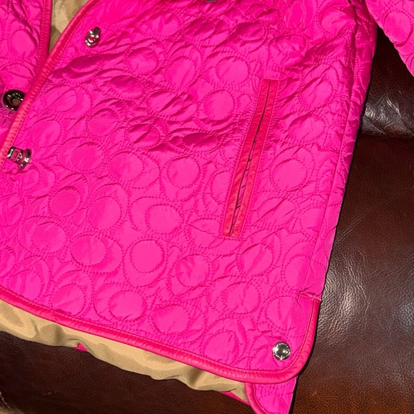 ‼️Coach Pink Logo Quilted Turnlock Leather Trim Jacket - Picture 5 of 7